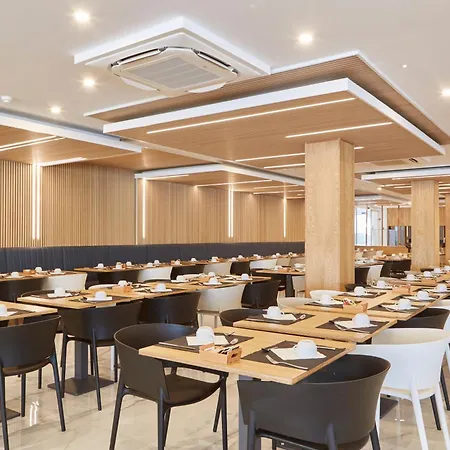 酒店 因维萨卡拉维尔德俱乐部酒店 4*