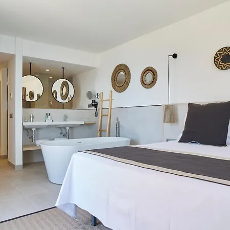 Invisa Club Cala 4* Es Figueral