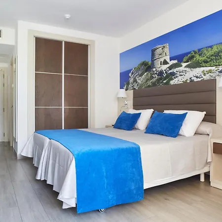 Hotel Invisa Club Cala 4*