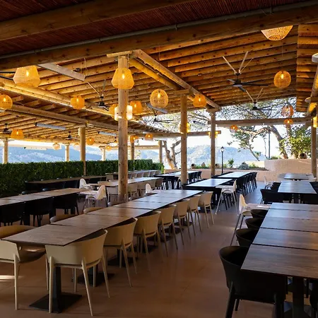 因维萨卡拉维尔德俱乐部酒店 Playa Des Figueral
